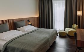 Heinhotel Vienna Airport 4*